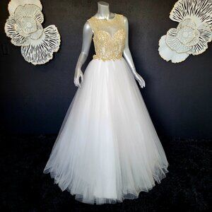 NWD~$565~THE SECRET DRESS~SZ 6~IVORY GOLD EMBELLISHED BALL GOWN PROM DRESS